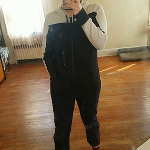 Black and White Zipup Hoodie Sweatshirt